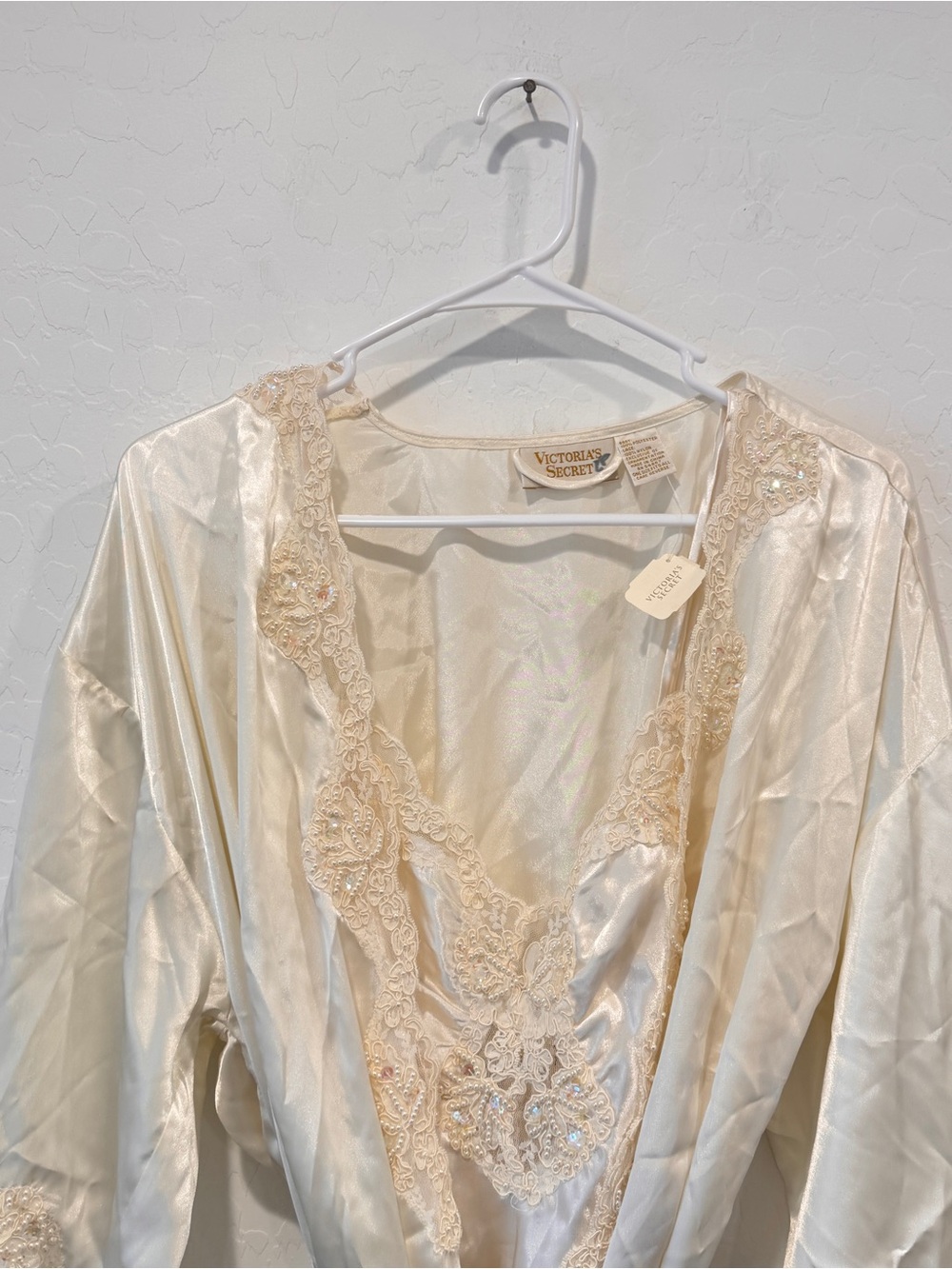NWT Vintage Victorias Secret Robe nightgown Ivory Lace Trim Womens Medium Beaded - Picture 2 of 14